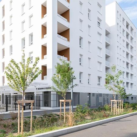 Ovelia Lyon - Les Jardins D'Hortense Luaran gambar